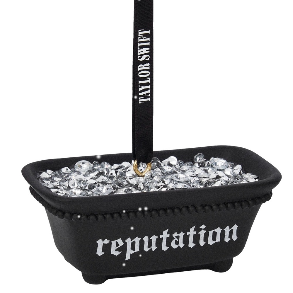 TAYLOR SWIFT Bathtub Rhinestone Reputation Ornament 2025 Holiday Collection🎄NEW